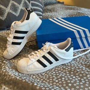 Adidas Classic Superstar White and Black Sneakers size 8